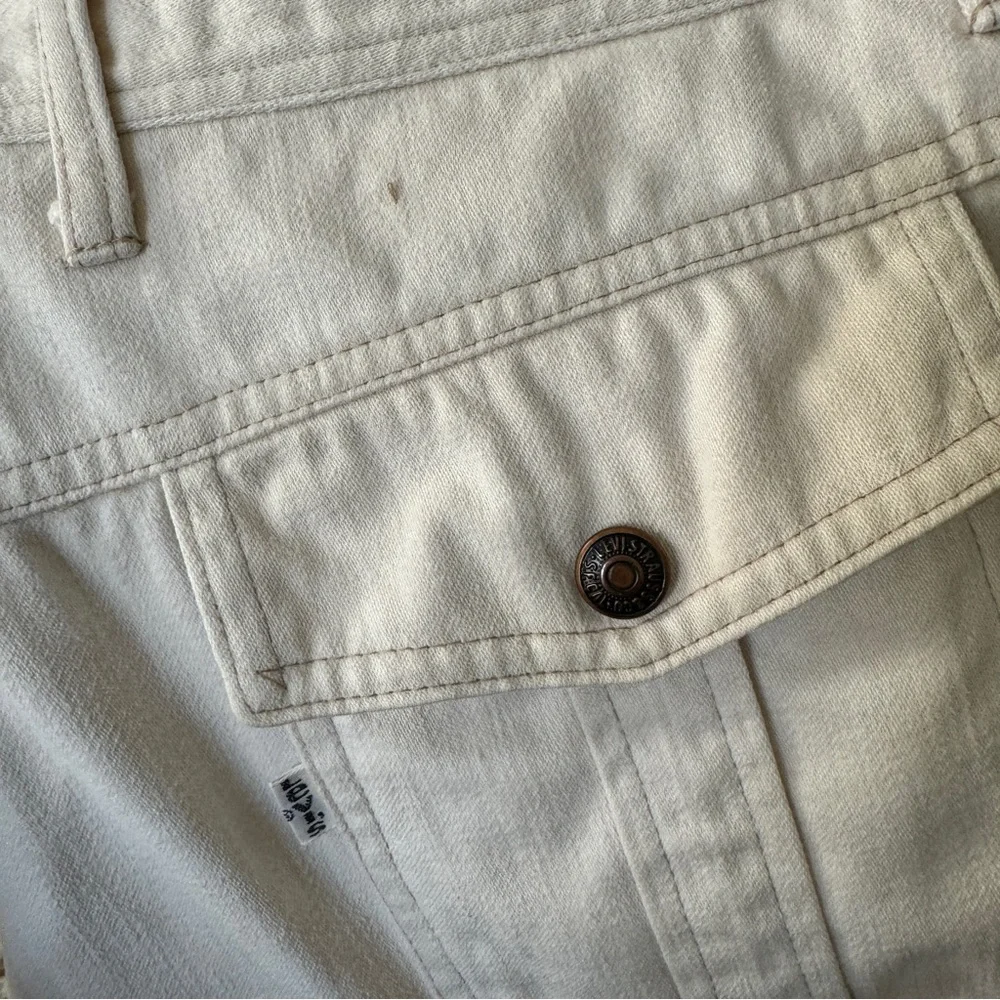 70s Levi’s White Tab Cream Pants‎